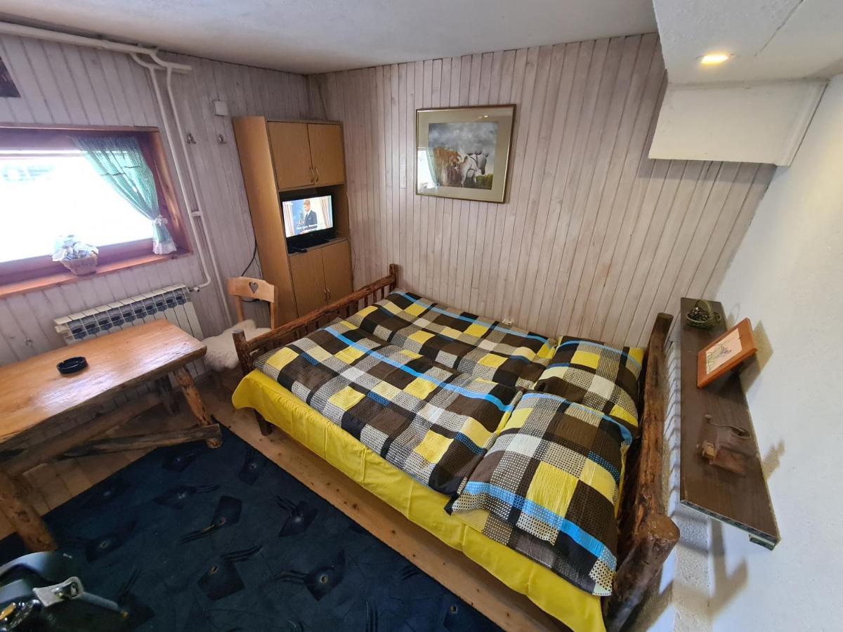 Villa Rustika Яхорина Экстерьер фото