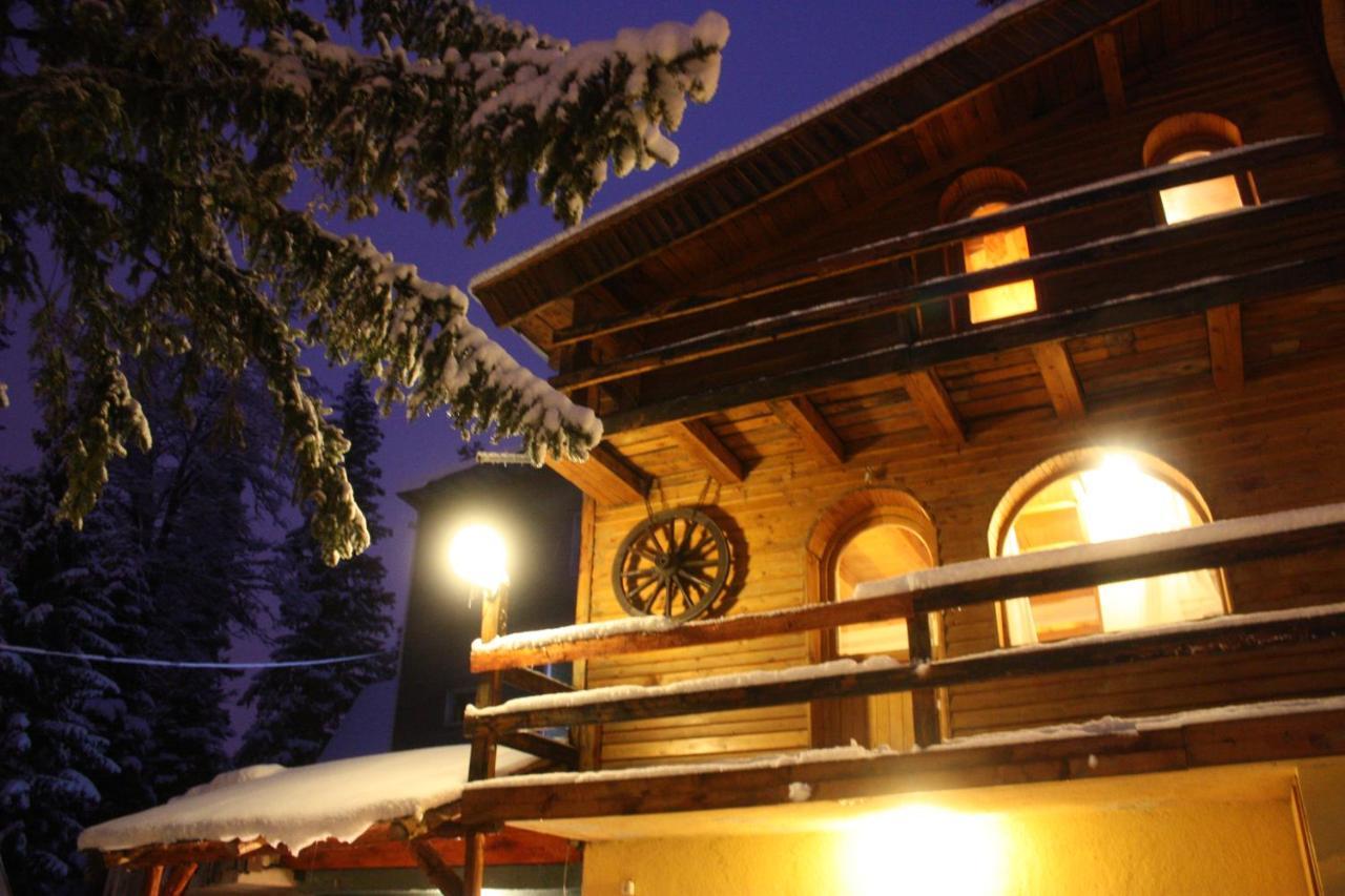 Villa Rustika Яхорина Экстерьер фото